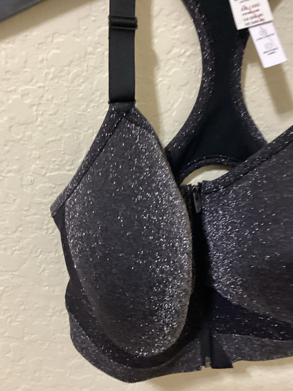 PINK Victoria's Secret Sparkle Front-Zip Racerback Sports Bra - Black - Picture 4 of 7